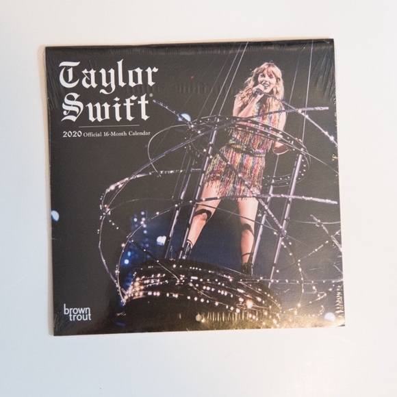 Taylor Swift Other - Taylor Swift mini calendar 2020 (LAST YEARS)